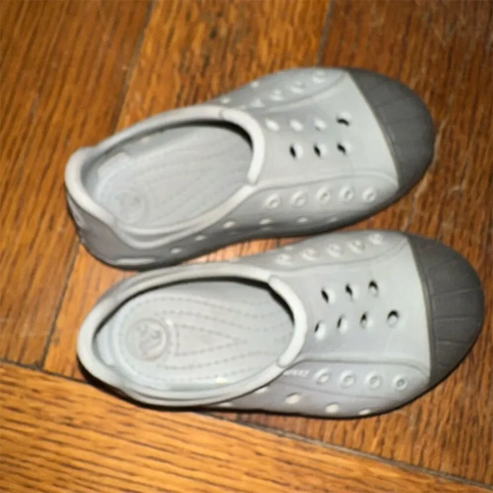 Crocs Kids Bump It Slip-On Water Sandals Gray Size C7 Unisex